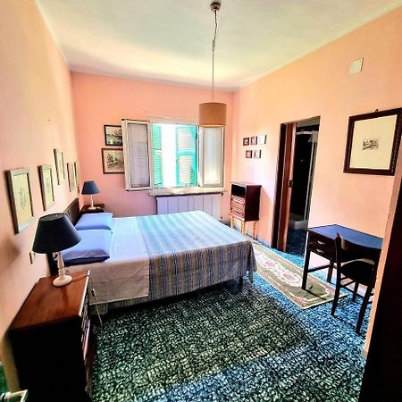 Casa Cambini Bed & Breakfast Marina di Massa Luaran gambar