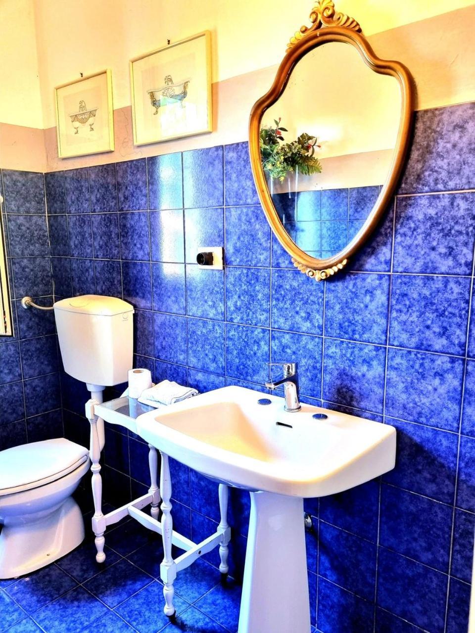 Casa Cambini Bed & Breakfast Marina di Massa Luaran gambar