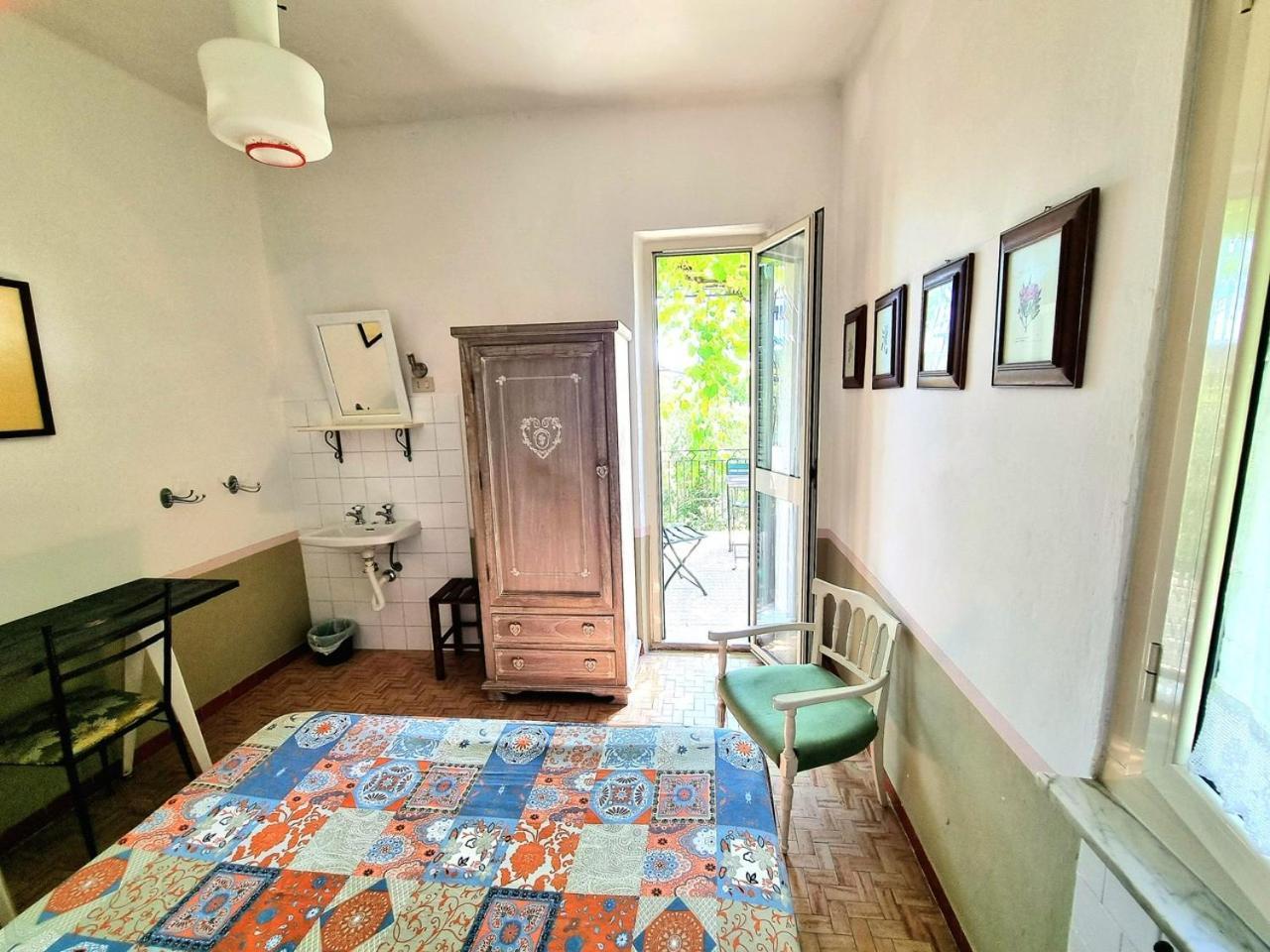 Casa Cambini Bed & Breakfast Marina di Massa Luaran gambar